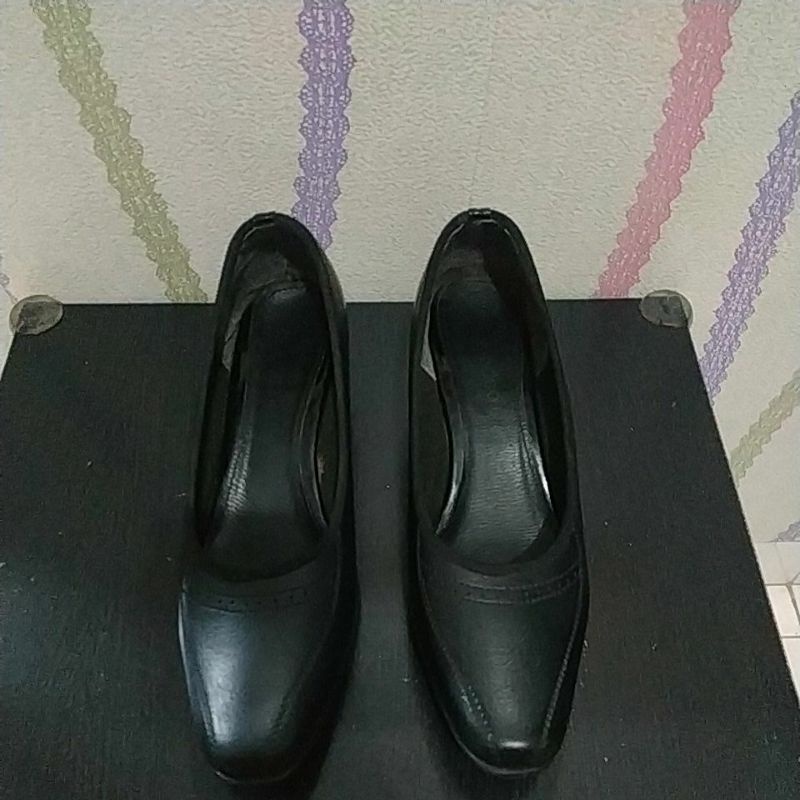 PRELOVED SEPATU KERJA/KANTOR FLADEO BLACK ORIGINAL