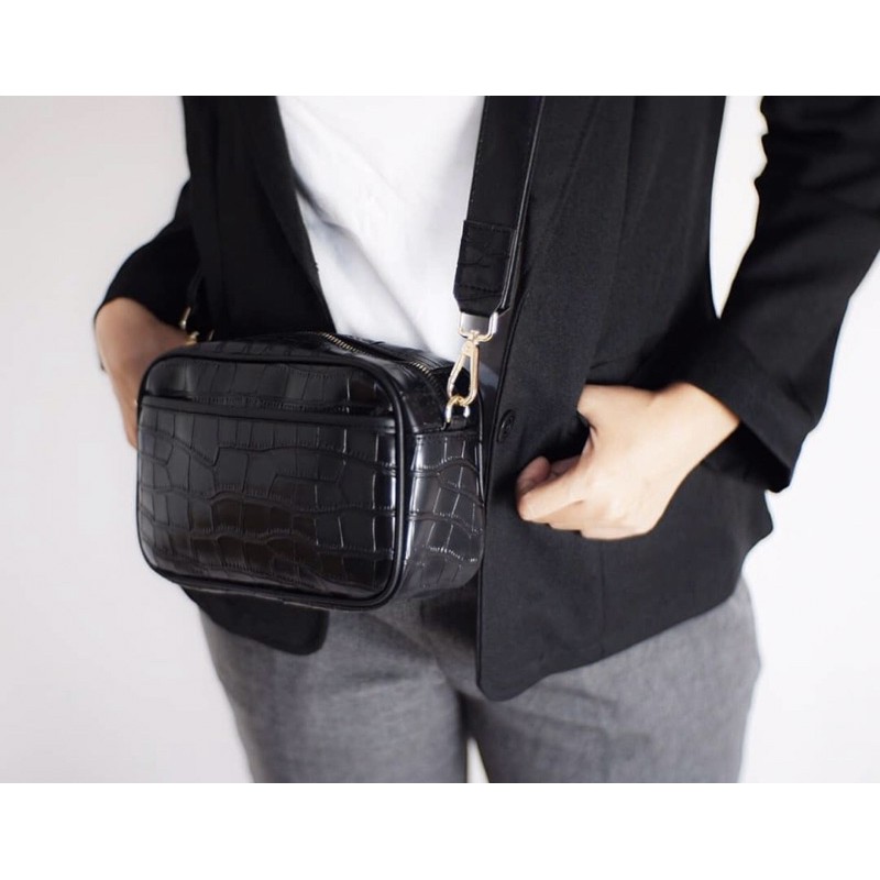 Tas selempang wanita Rubi Slingbag
