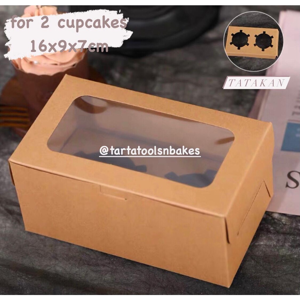 

Kotak Kue Cupcake Segi Coklat Jendela Mika16x9x7CM (for 2 cupcake bulat)