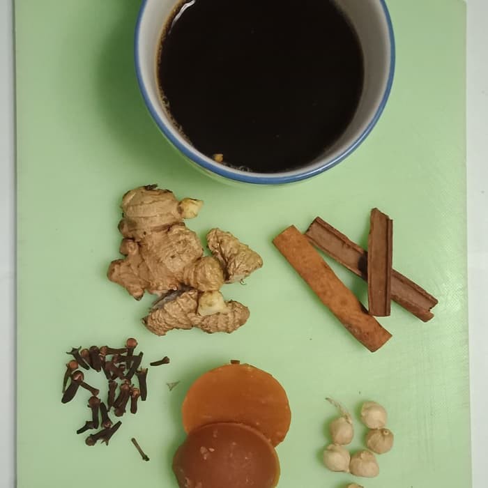 

Empon Empon Jahe Plus Rempah / Empon Empon / Empon Empon Jahe