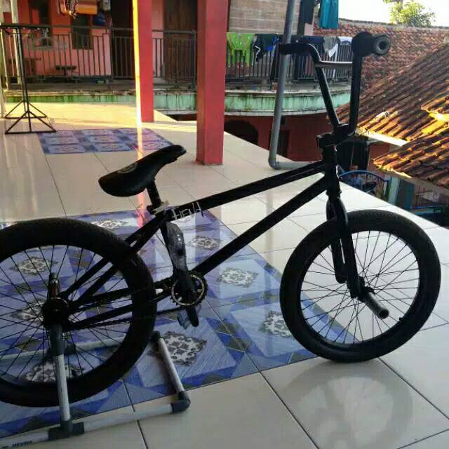 Harga Bmx Freestyle Terbaik Sepeda Olahraga Outdoor Mei 2021 Shopee Indonesia