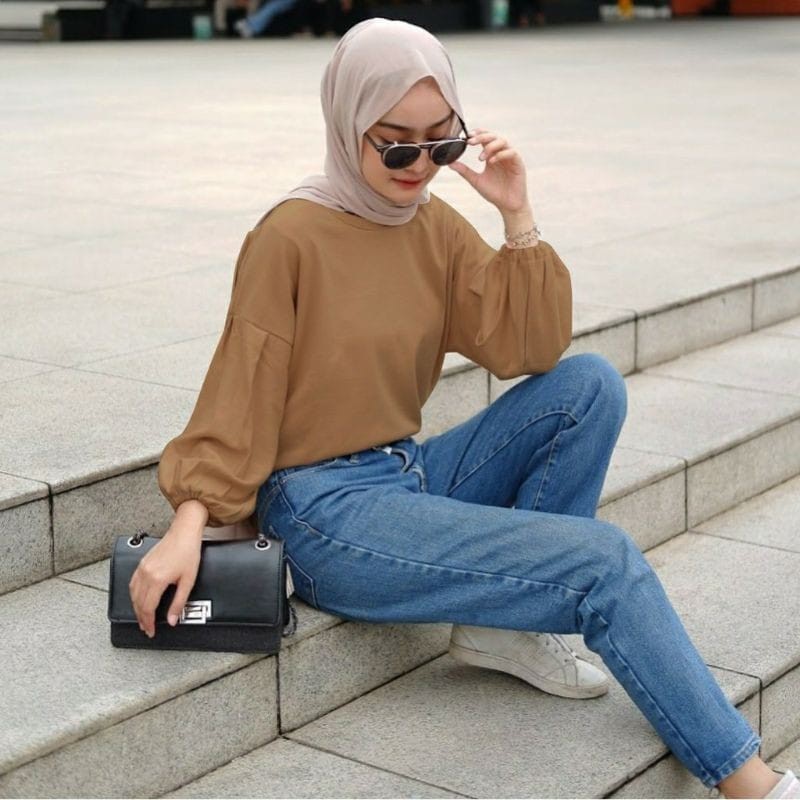 Blouse Lucy Top Hits-Atasan Blouse Wanita