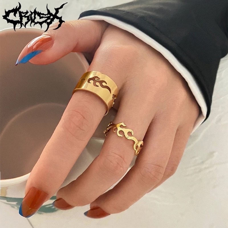 2PCS FLAME GOLD RING / FIRE FLAME COUPLE RING SET / CINCIN EMAS GOLD / CINCIN HIPHOP PUNK RING COUPLE RING CINCIN COUPLE KOREAN STYLE FLAME RING CINCIN API STYLE KOREA AESTHETIC RING ESTETIK CINCIN AESTHETIC CINCIN TITANIUM CINCIN PRIA CINCIN WANITA