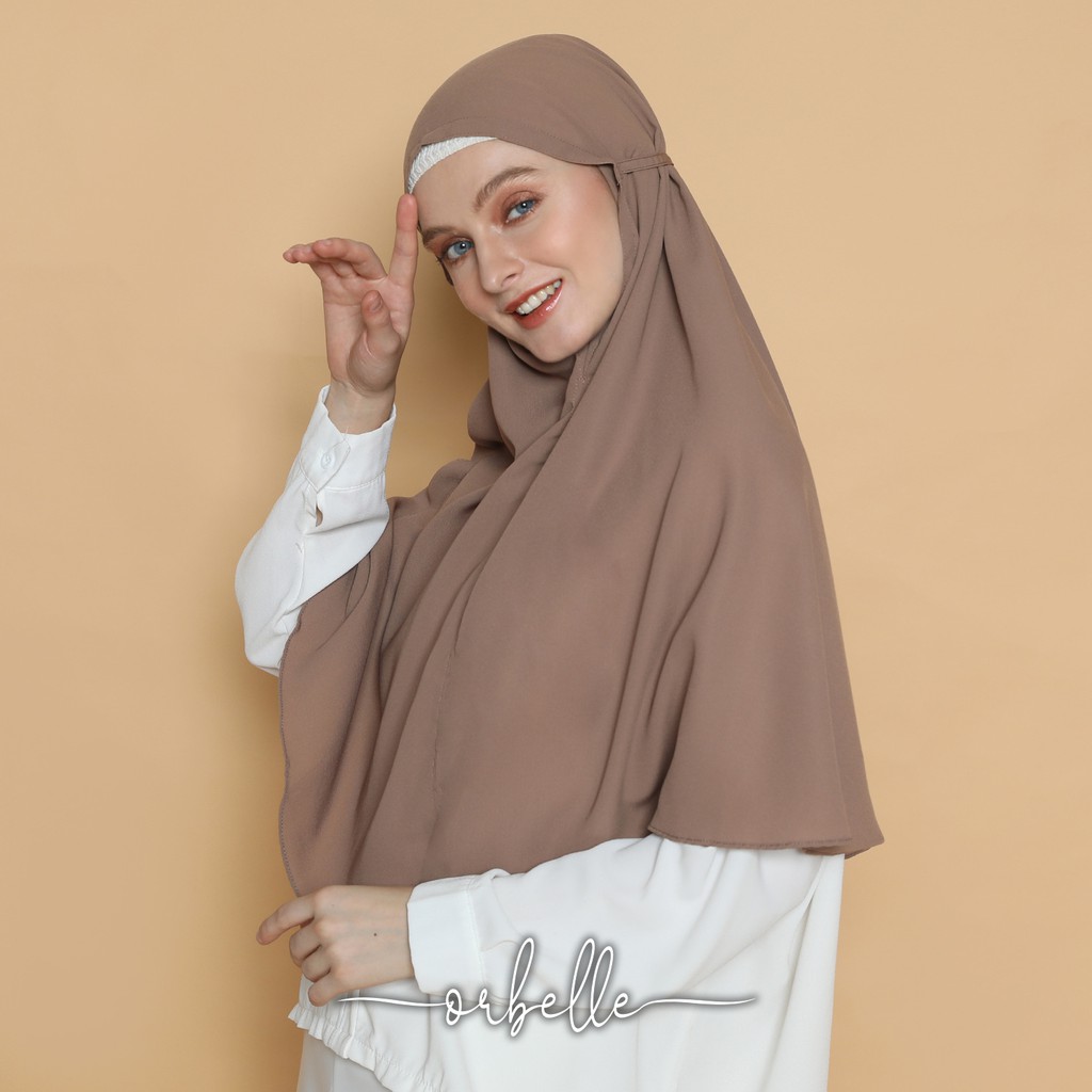 BERGO MARYAM WOOLPEACH • KHIMAR AISYAH WOLFIS