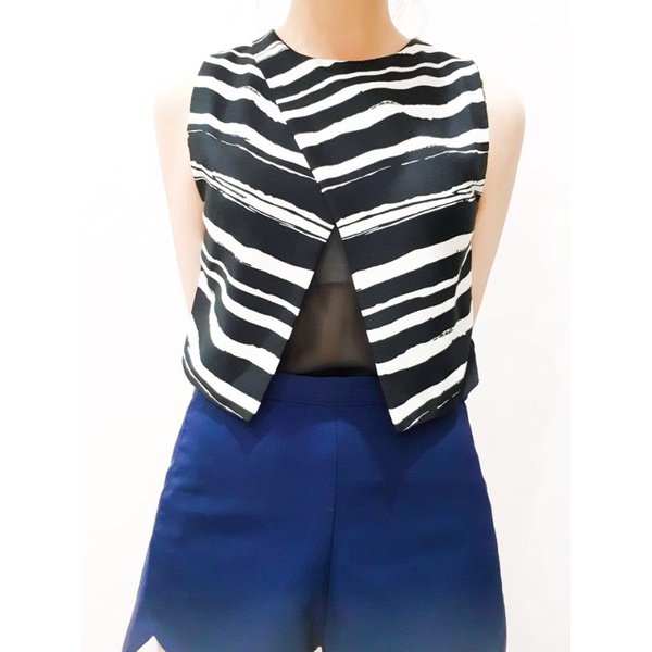Crop top hitam putih loreng wanita tanpa lengan baju pendek wanita hitam putih loreng tanpa lengan