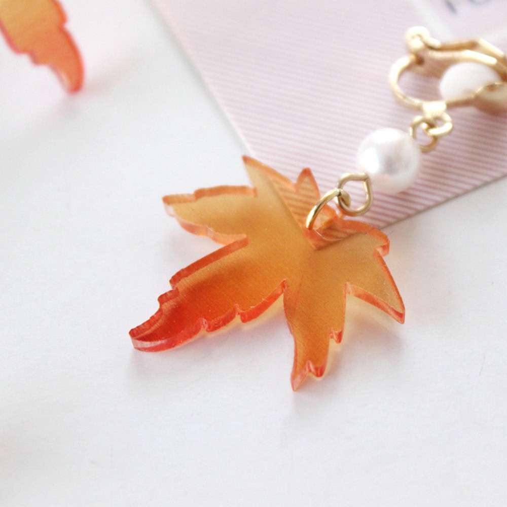 ANTING CUTIE Anting Panjang Model Daun Maple dengan Rumbai untuk Wanita
