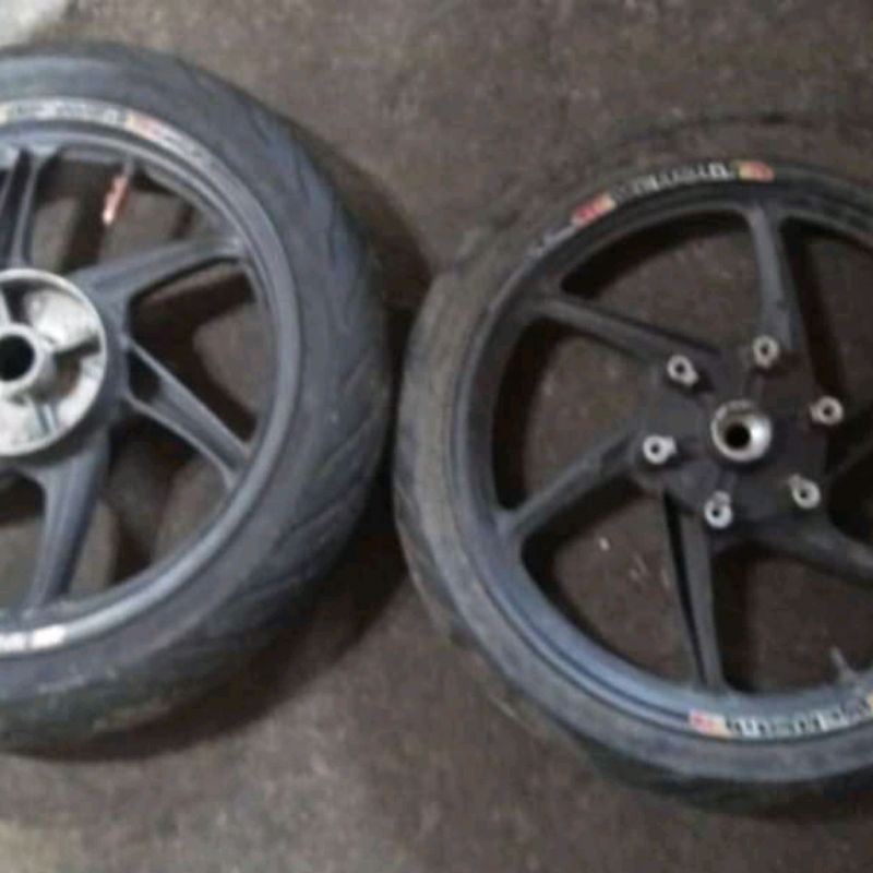 velg original cb150r old tanpa ban