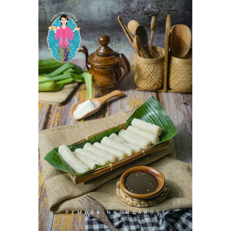 

Pempek Ny Rose asli Palembang LENJER (Panjang)