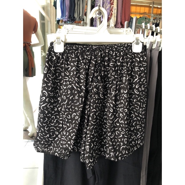 KULOT POLOS highwaist muat bb 55-80kg KULOT RAYON POLOS-CACING HITAM