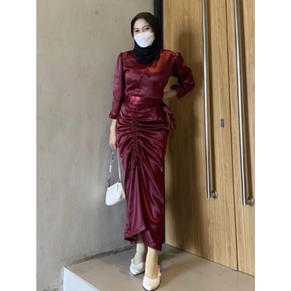 EMIRA DRESS GAMIS SATIN GAMIS SATIN GAMIS SATIN KEKINIAN GAMIS PESTA GAMIS KEKINIAN SATIN BUSUI FREN