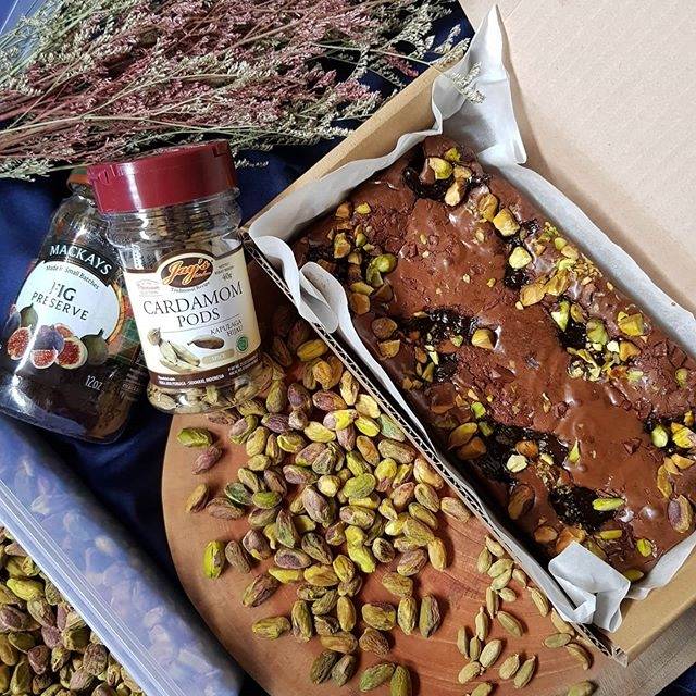 

Cardamom & Fig Fudgy Brownie