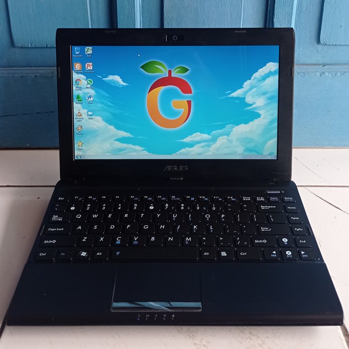 Asus 1225C Warna Hitam RAM 2GB HDD 500GB 12 inch Netbook  Second Bekas