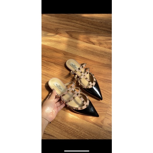 VLN slip on rock stud