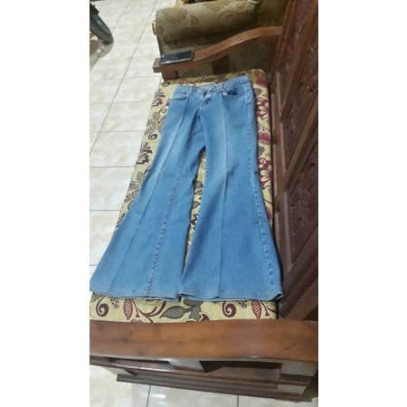 Celana Jeans Thrift Retro Cutbray