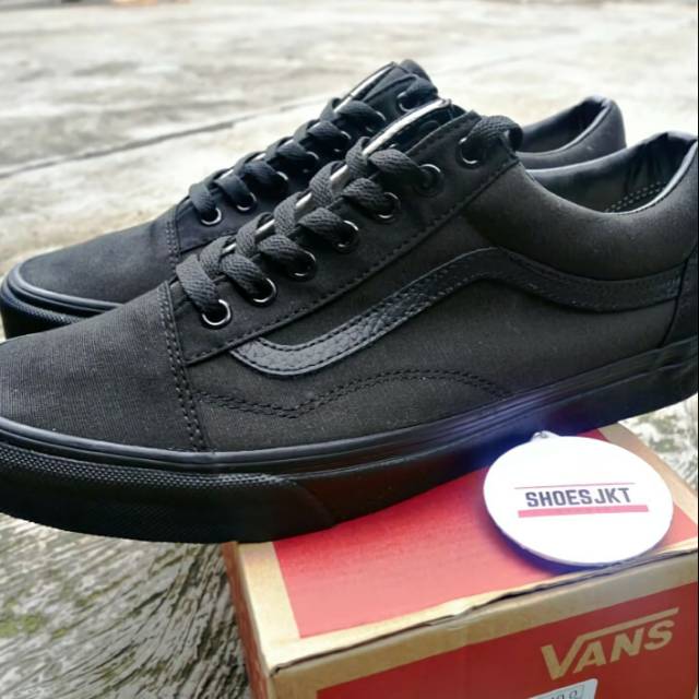 SEPATU VANS OLD SKOOL CANVAS FULL BLACK