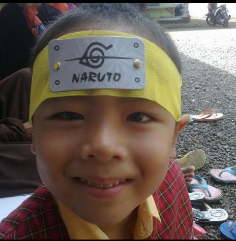 Rak Kulkas Tempat Penyimpanan Makanan