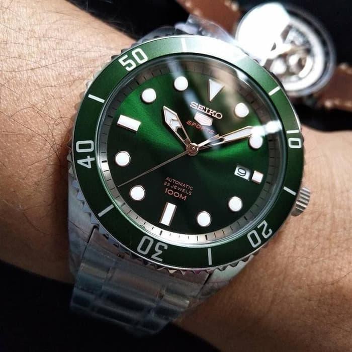 seiko 5 sport submariner