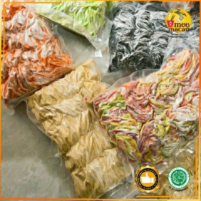 Mie Basah Telur Ayam Kampung | Warna Rainbow Hijau Pink Orange Ungu | 1 Kilo 10 Porsi