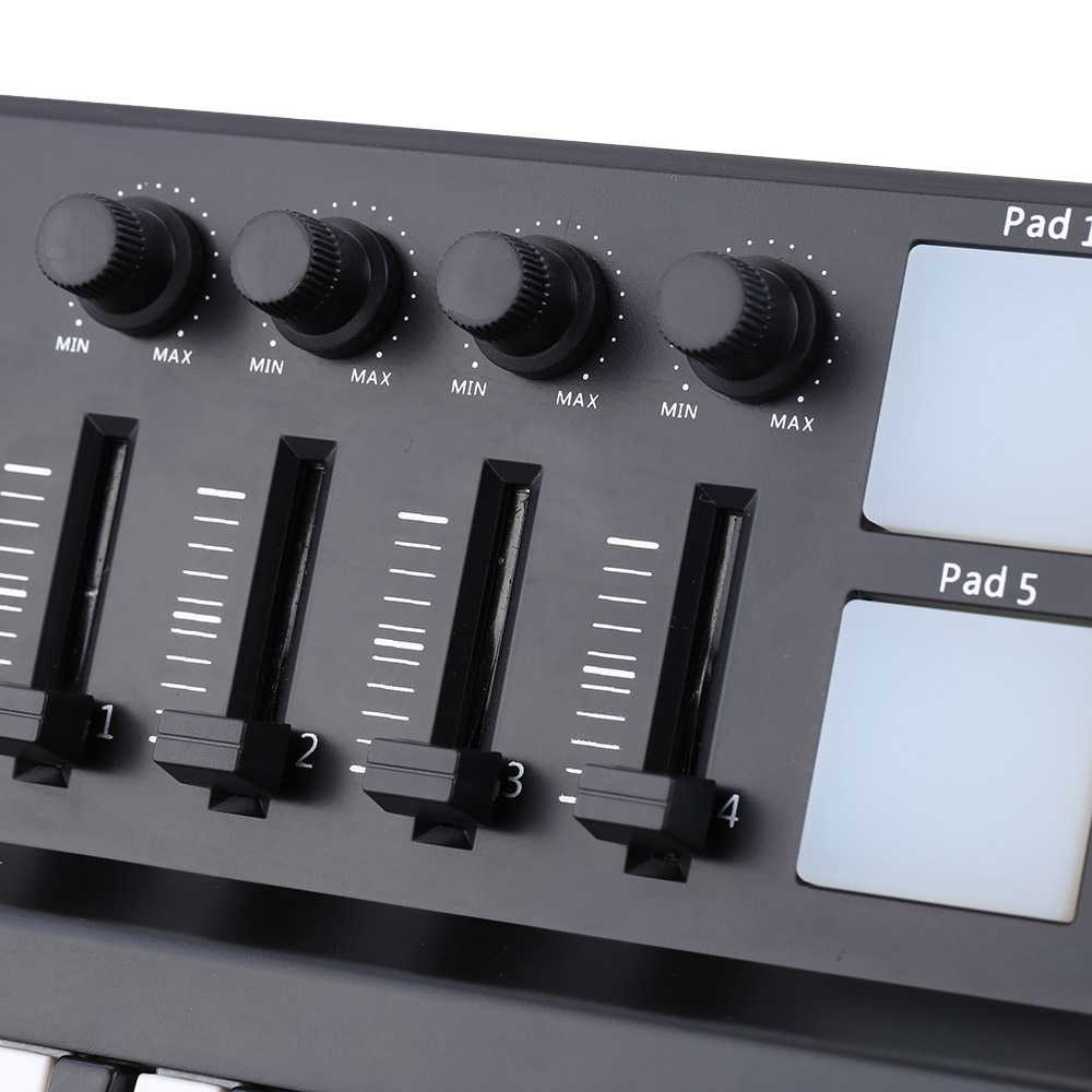 WORLDE Piano Digital 25 Key + DRUM Pad Midi Controller - PD879-Hitam