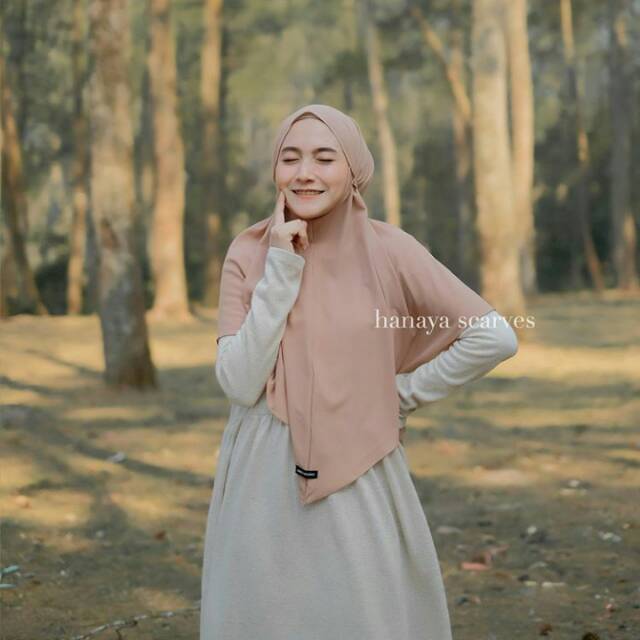 HANA BERGO "PEANUT" by Hanaya Scarves