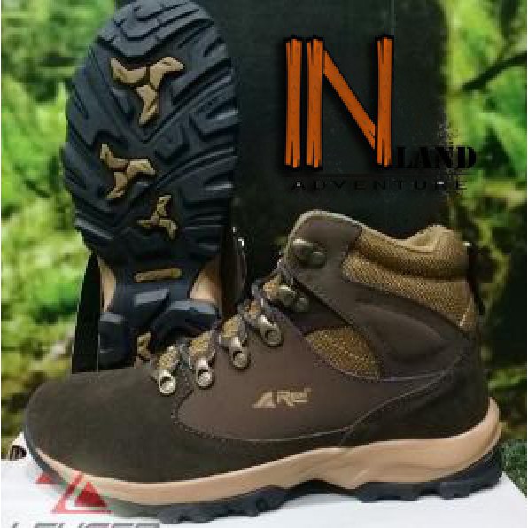 PERLENGKAPAN OUTDOOR SEPATU NEVIS BY REI