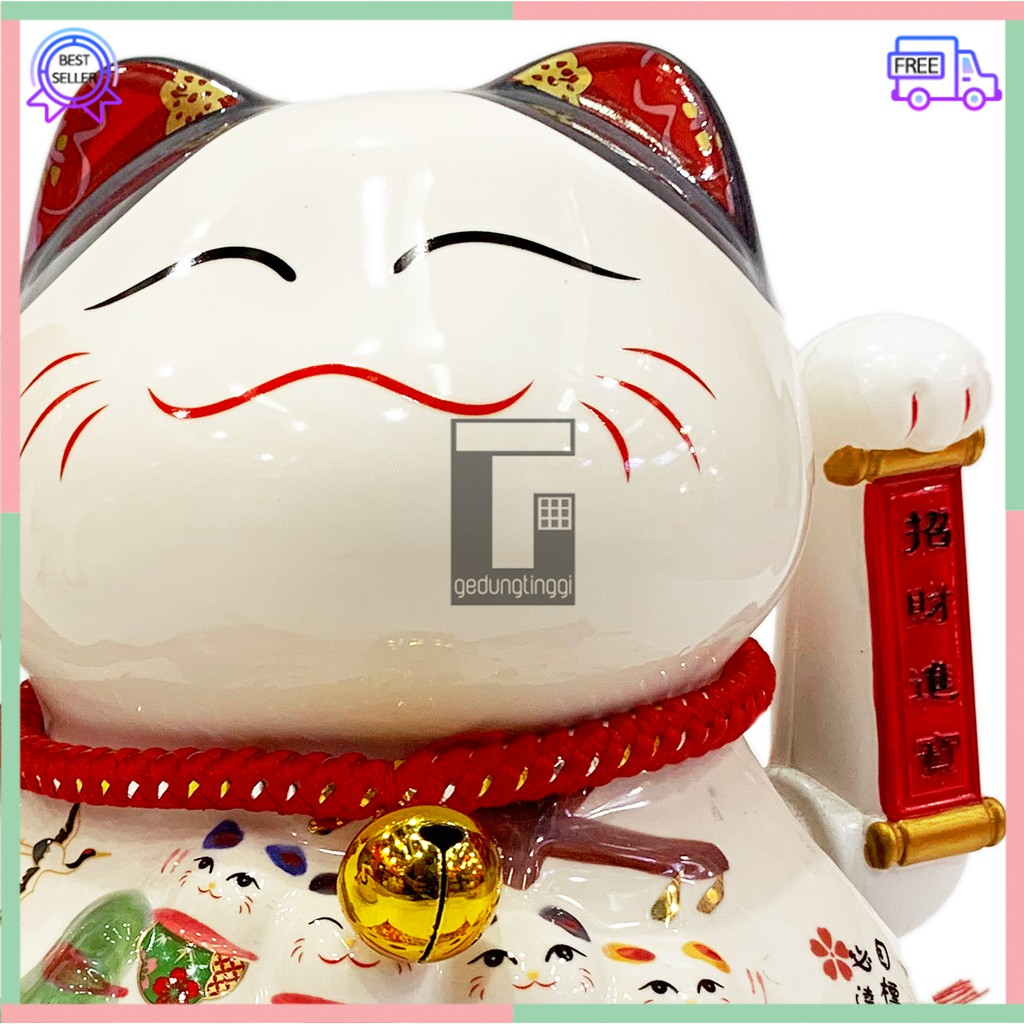 Patung Pajangan Hiasan Boneka Dekorasi Kucing Panggil Hoki Rejeki Rezeki Daruma Lucky Cat Maneki Neko Maneko Neki Jepang Cina China Tangan Goyang Gerak Bergerak Keramik Ceramic Ukuran Medium Sedang Besar Murah Baterai Batre Batrai Listrik Toko Kasir Cafe