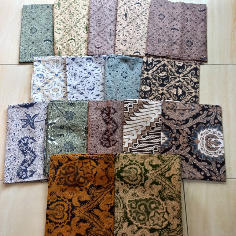 Kain jarik batik solo lawasan
