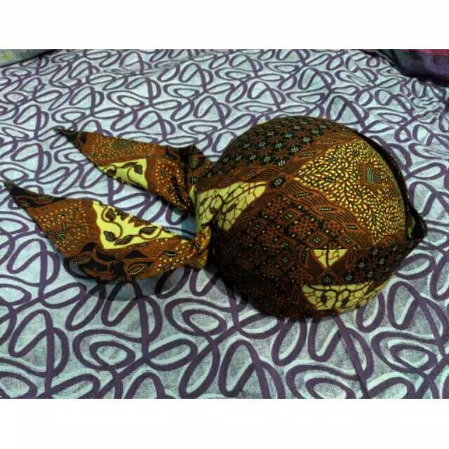 Blangkon anak Solo Sliwir Motif Batik