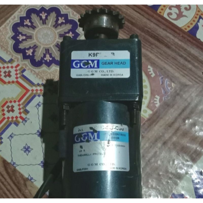 AC MOTOR GEARBOX GGM RATIO 1 : 15 119RPM