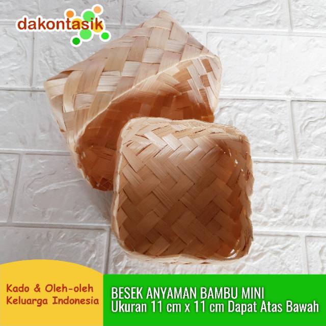 DAKONTASIK - Pipiti Besek anyaman Bambu 11 x 11 x 4 cm