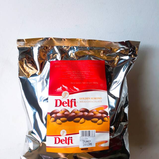 

Coklat delfi golden almond 500gr