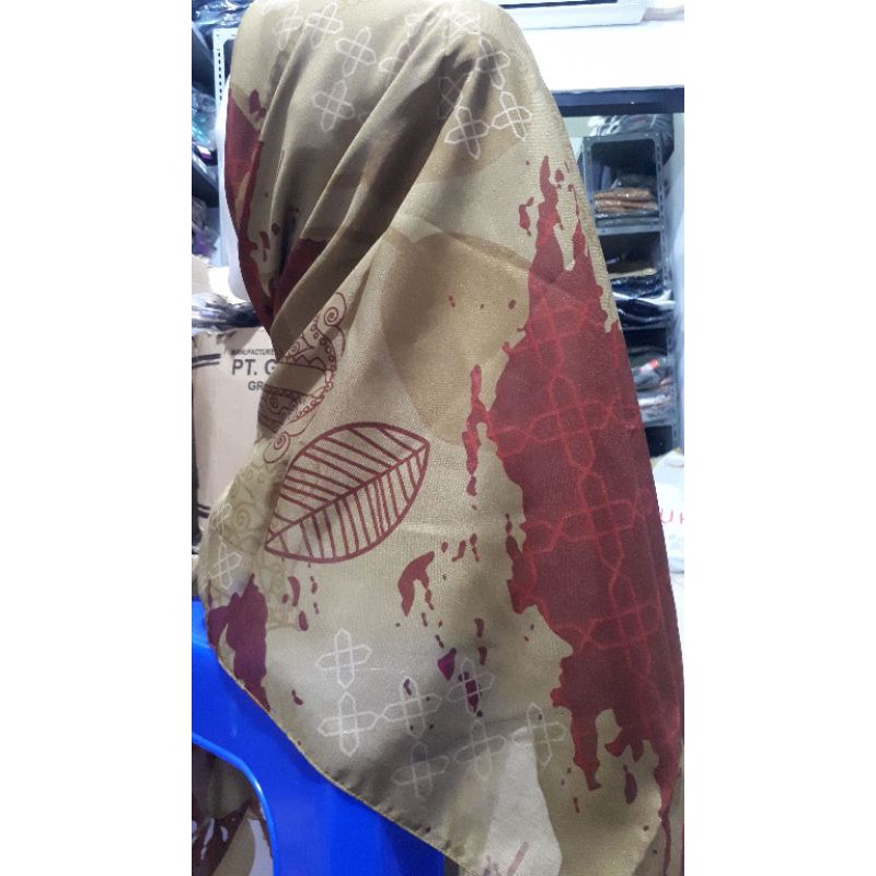 ALLEVIATE SCARF BY DAUKY