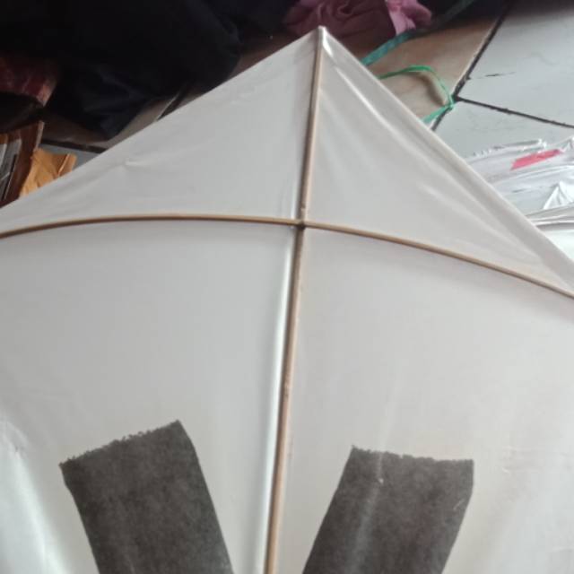 Layangan pulas cimande isi 50 . warna random