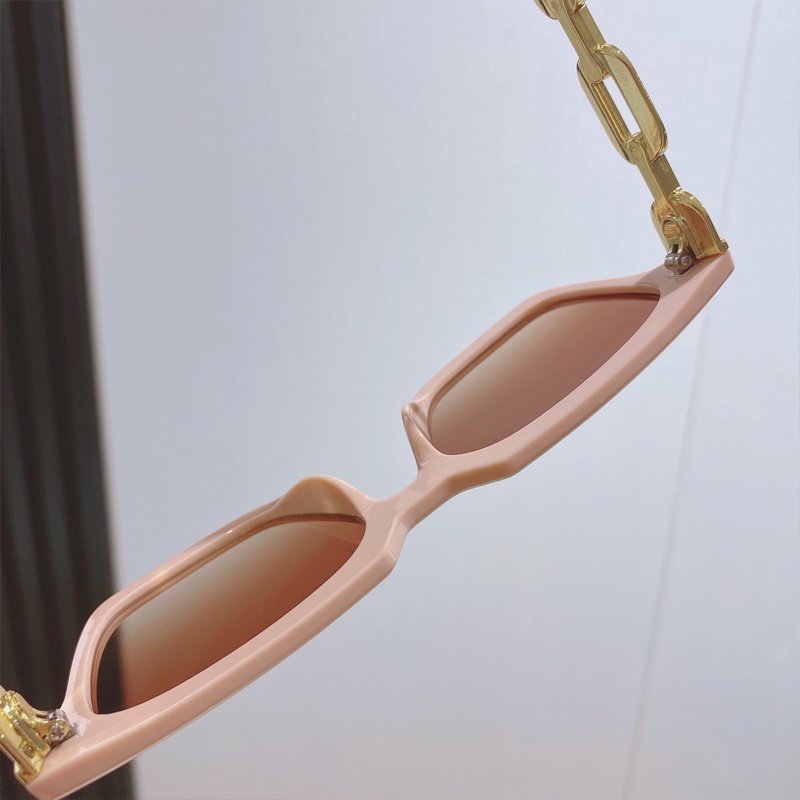 Kacamata Hitam Hip Hop Frame Kotak Dengan Rantai Metal Untuk Wanita