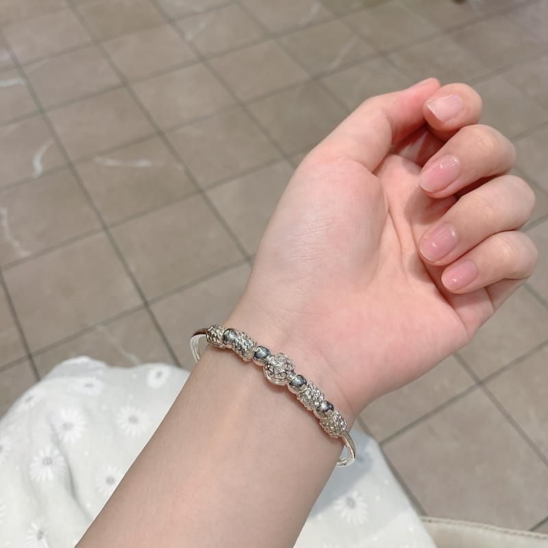 Gelang Manik-Manik Keberuntungan Adjustable Warna Silver Untuk Wanita