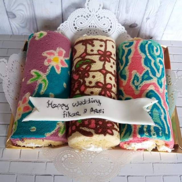 

PAKET HANTARAN BOLU BATIK