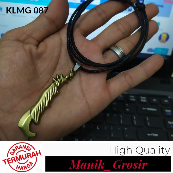 Fashion / Kalung Pria Wanita Tali Kulit Imitasi Liontin Amulet Bumerang Punk Bahan Logam