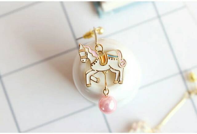 ANTING LOLITA MERRY GO ROUND