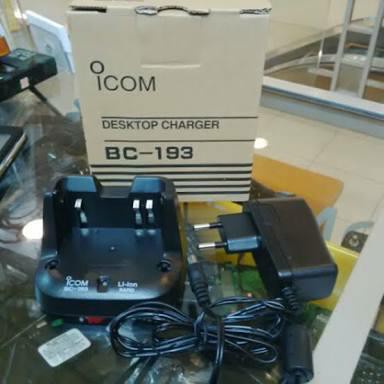 CHARGER HT ICOM IC V80  LITHIUM  Terlaris