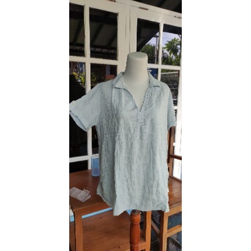 blouse biru muda