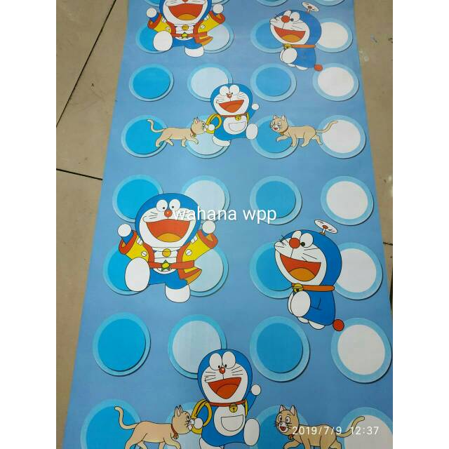 Wallpaper kartun Doraemon Polkadot Biru Lebar 45cm x Panjang 9 meter