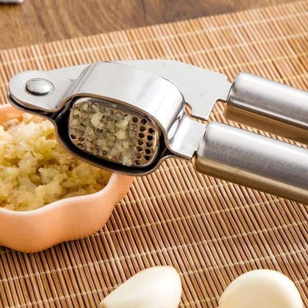 Garlic Press Model Baru Alat Penghancur Bawang Stainless Penghalus Bawang