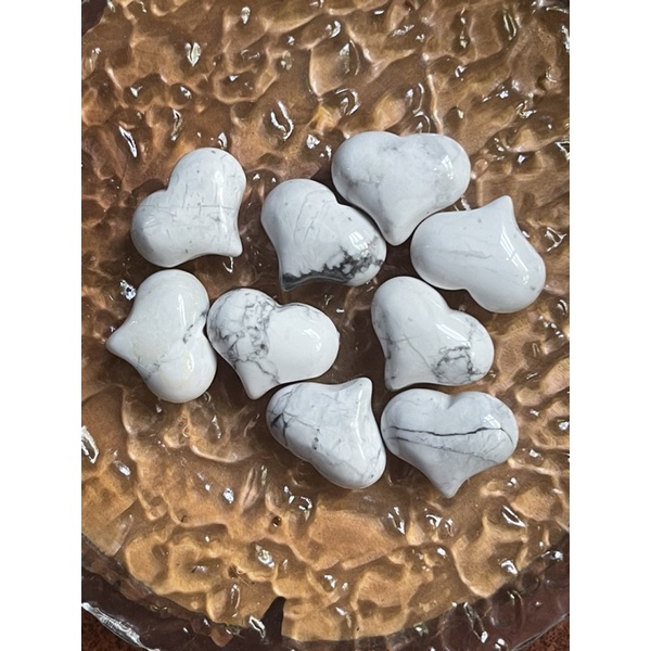 Howlite mini heart