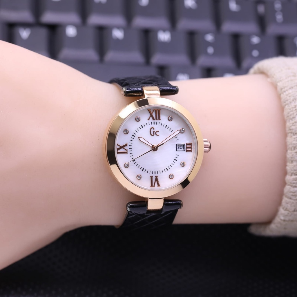 Jam Tangan Wanita Fashion L3604S Tali Kulit Motif Tanggal Aktif Free Box &amp; Baterai