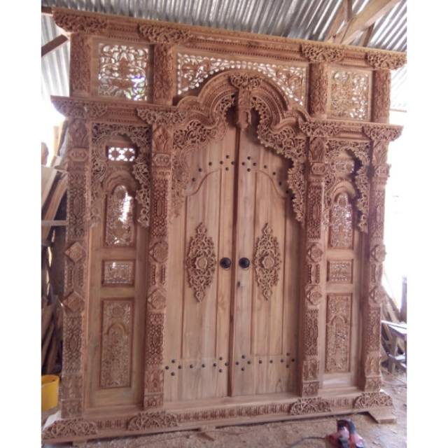Pintu Gebyok ukir 2,5 meter