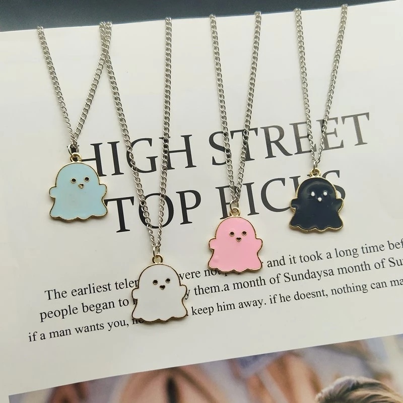 [Women Personality Cute Halloween Black White Small Ghost Couple Pendant Necklace] [Girls Vintage Metal Simple Chain Necklaces ] [Ladies Fashion Clavicle Necklace]