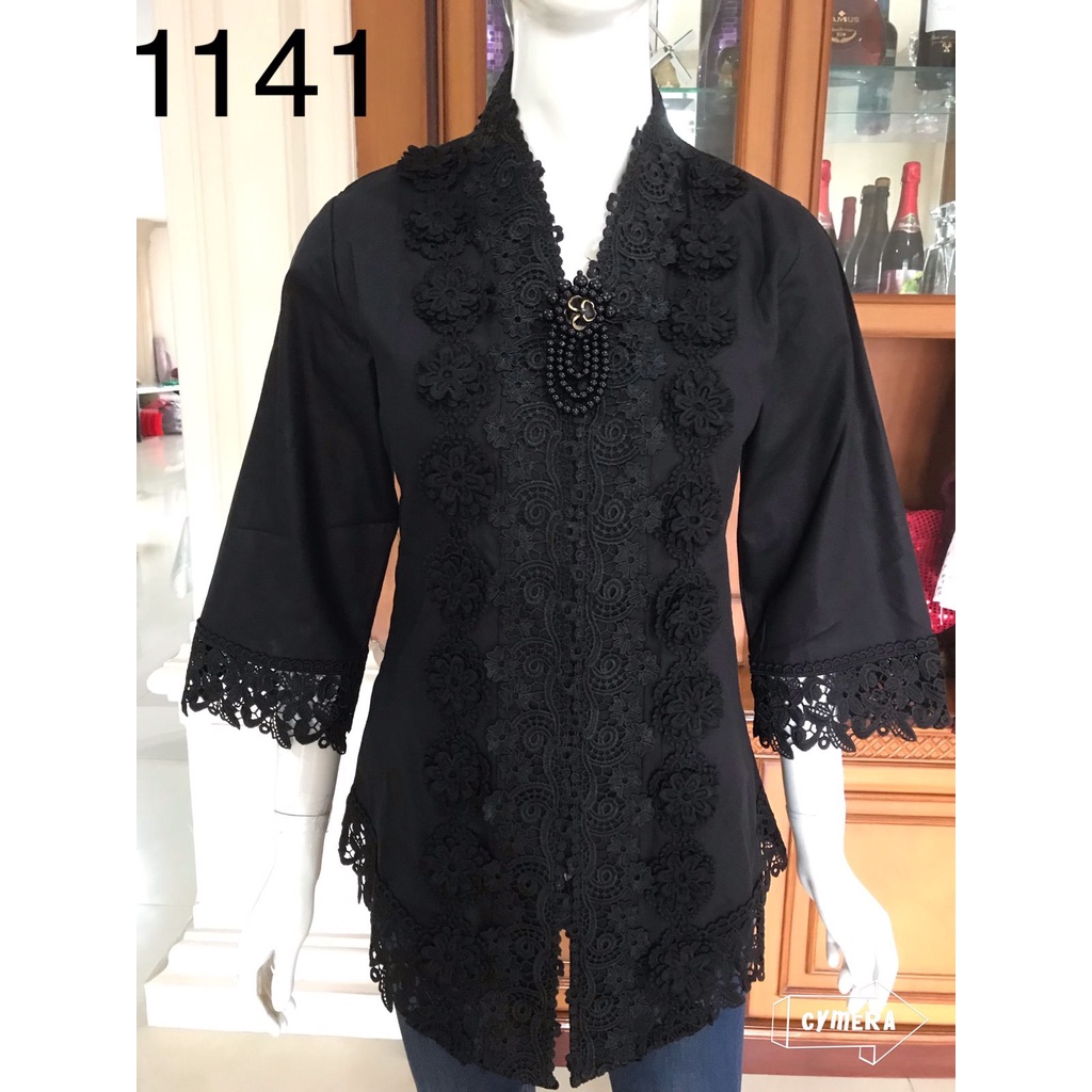 0957 Kebaya alexuez hitam  brukat /kebaya encim premium bros hitam