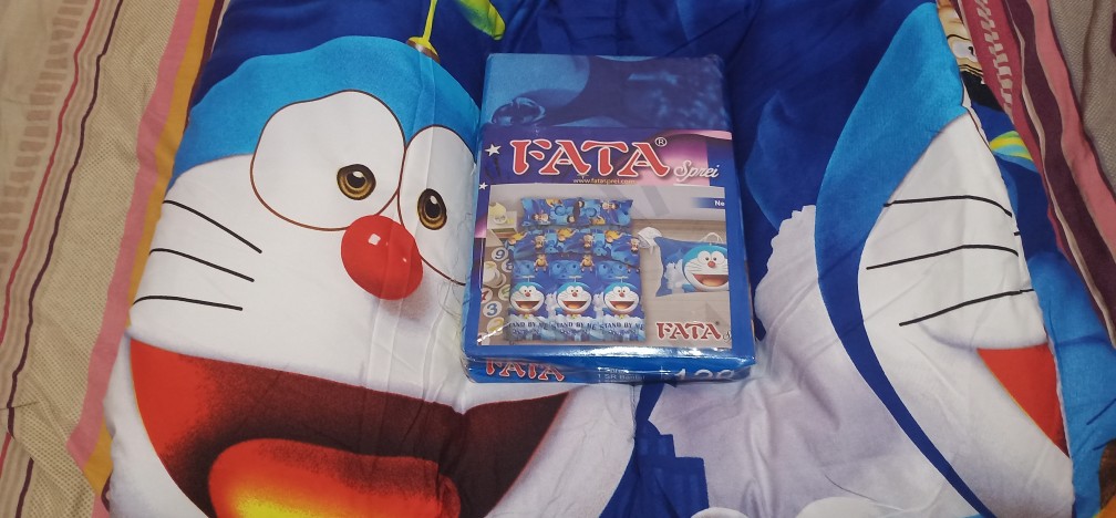 Bed Cover Single Fata Signature Doraemon Stand By Me