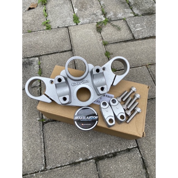 Segitiga atas T atas ninja rr gorilla