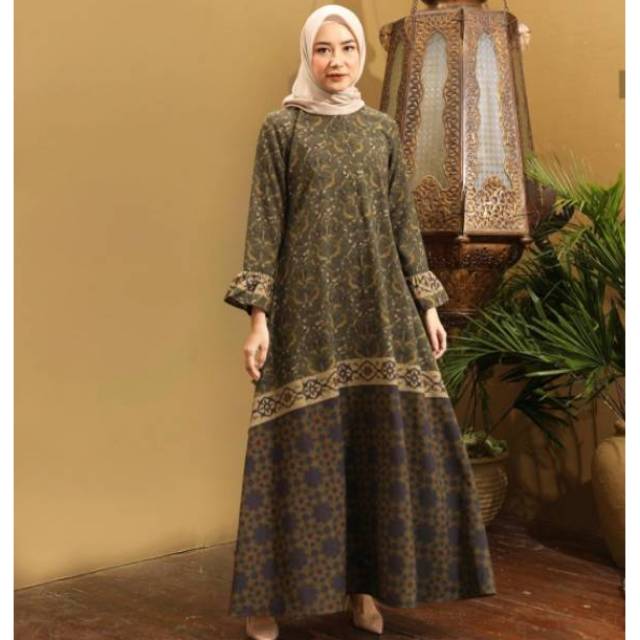 FAYRA DRESS by Heaven Lights